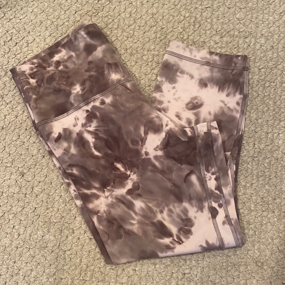 Tie-dye lululemon leggings